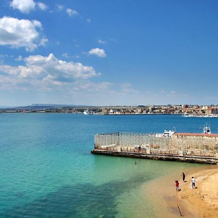 Independent Room Near Ortigia Island Syracuse Bagian luar foto